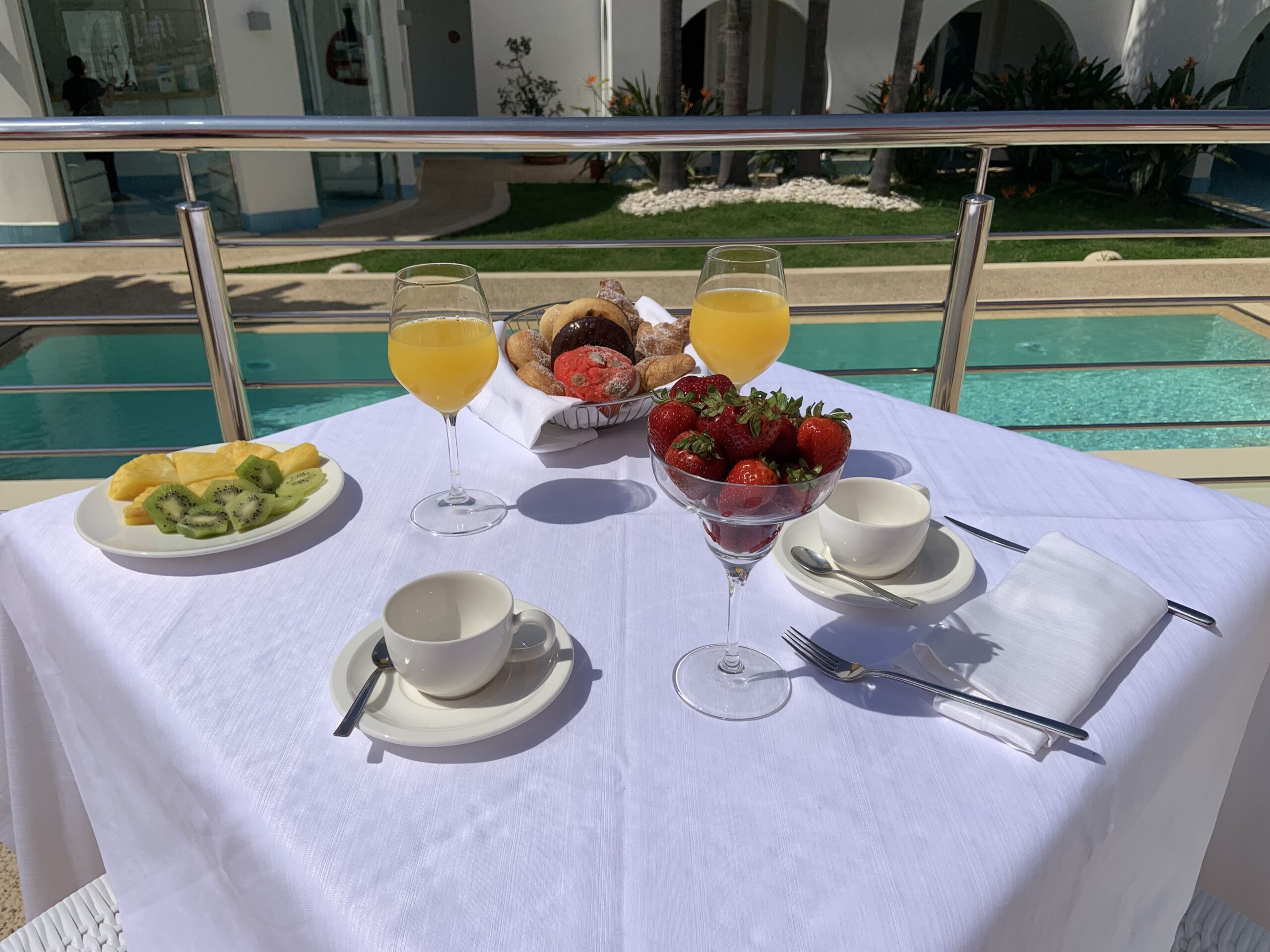 Breakfast by the pool